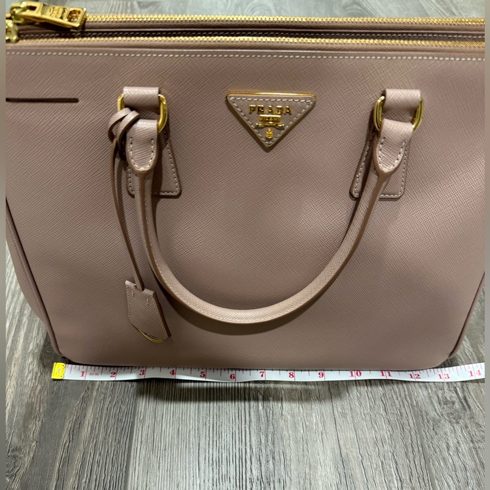 Lux Prada Galleria Saffiano leather tote - Picture 14 of 16